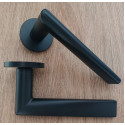 Дверна ручка STILE SALTA R 7S ST матовий чорний BLACK (тонка розетка)