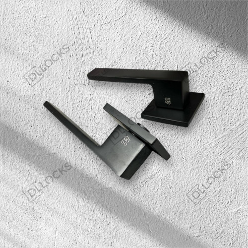 Дверна ручка на розеті MODO (Cubo) hrz 260-black - чорний Дверна ручка на розеті MODO (Cubo) hrz 260-black - чорний